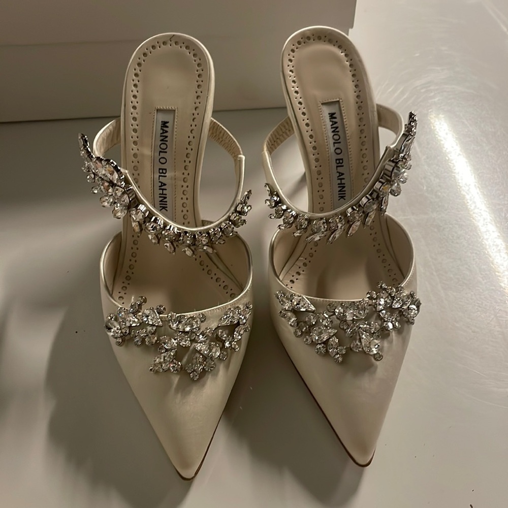 Manolo Blahnik size 36.5